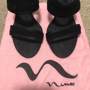 Nina women dress shoes